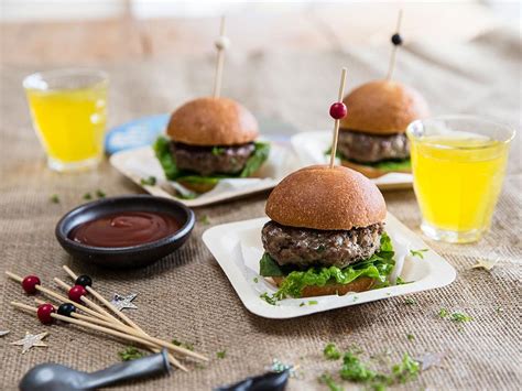 Beef Sliders Recipe - Viva