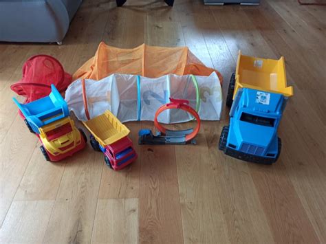 Plasti En Kamion Hot Wheels Steza