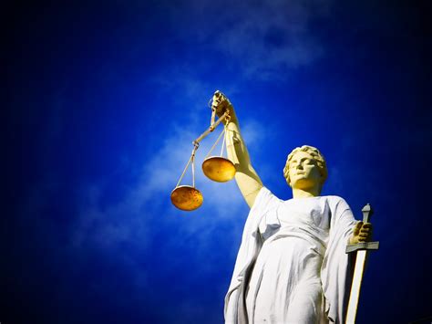 dangers  risk prediction   criminal justice system winter