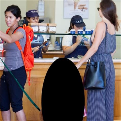 Miranda Kerr Out With Her Boyfriend Side Boob No Bra 27 Sep 2015 HQ Phun Org Forum