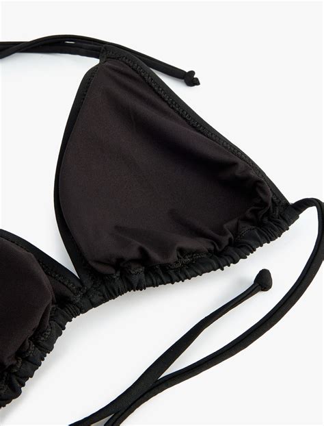 Siyah Kadın Üçgen İpli Bikini Üstü SAK MM Koton