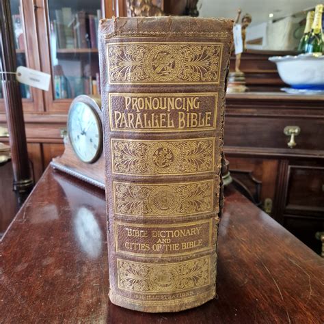 Pronouncing Parallel Bible - On The Square Emporium