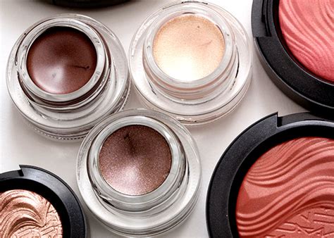 I Can T Deny My Attraction To The New MAC Magnetic Nude Collection Fluidlines In It S Physical