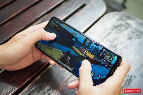 Trên tay Infinix Hot Thiết kế bóng bẩy camera MP hiệu năng ngon giá chỉ hơn triệu đồng