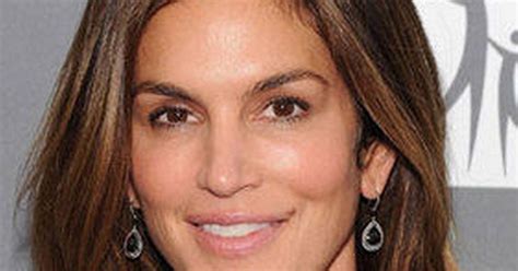 Cindy Crawford Porn Battle Daily Star