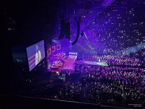 Seating View and Fan Guide for Section 321 at Bell Centre 19