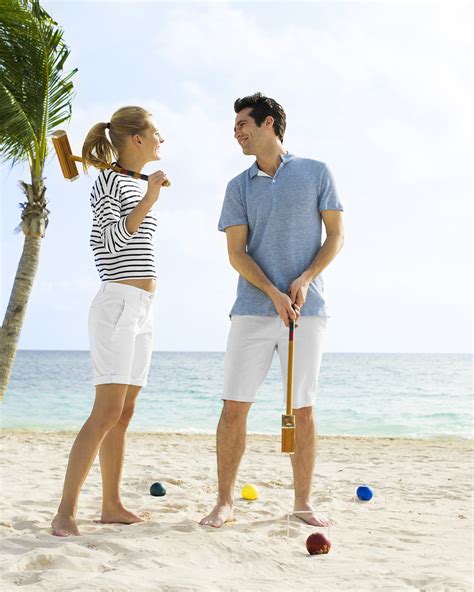 Explore The 8 Relationship Benefits of Traveling Together as a Couple