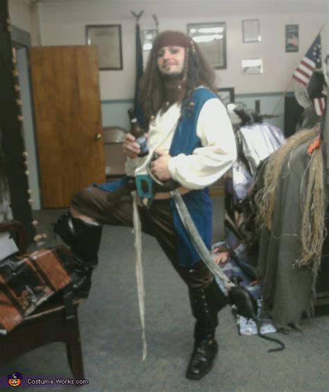 Captain Jack Sparrow - Halloween costume contest | DIY Costumes Under ...