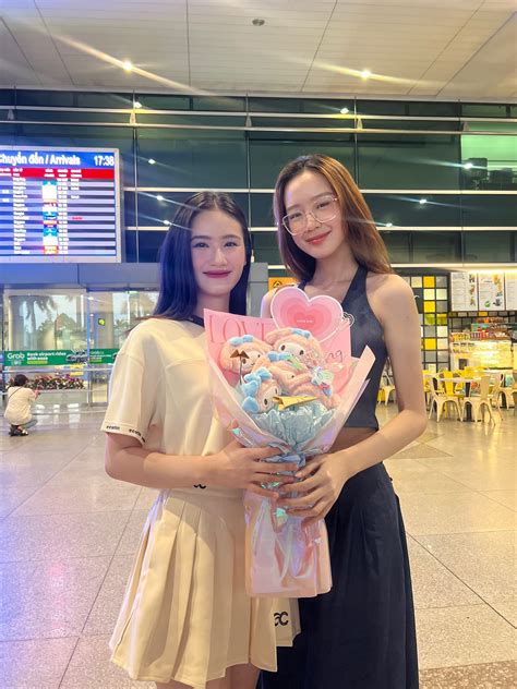 HOT Ý Nhi hạnh phúc ôm chầm bạn trai khi về Việt Nam đọ visual nét căng bên Thiên Ân và dàn Hậu