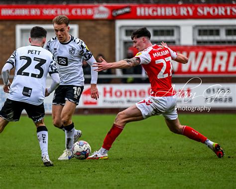 Fleetwood Town V Port Vale Fleetwood Town Midfl Flickr