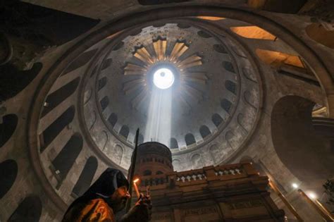 Cómo la Basílica del Santo Sepulcro de Jerusalén terminó en manos de 3