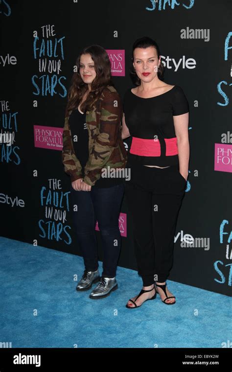 Hot Sexy Evelina Corcos Bikini Pics