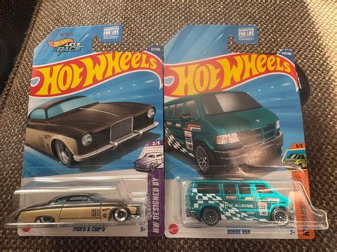 2025 Hot Wheels Dollar General Green Dodge Van Treasure Hunt FishD