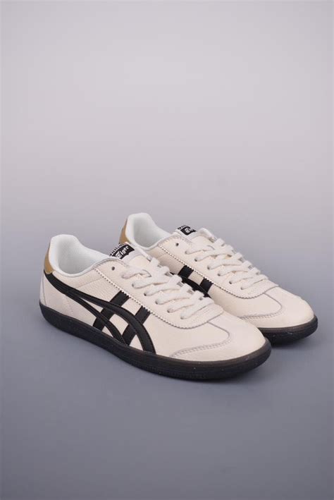 Onitsuka Tiger Tokuten Women S Fashion Footwear Sneakers On Carousell