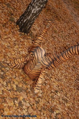 Three Hot Zentai Wearing Teen Flexing Their Hot Bodys In XXX Dessert