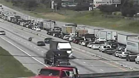 I-85 traffic backs up due to crash, SCHP says