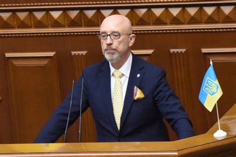 Ukraina Zabiera Si Za Walk Z Korupcj Minister Obrony Obiecuje Audyt