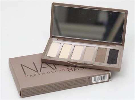 A Famosa Naked Basics Da Urban Decay Passando Blush