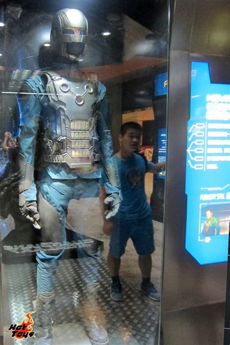 Hot Toys Guardians Of The Galaxy Display From China The Toyark News