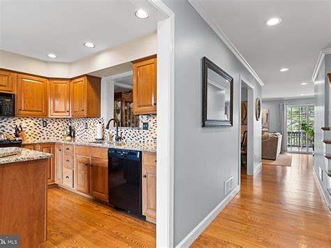 4066 Darius Dr Enola Pa 17025 Zillow