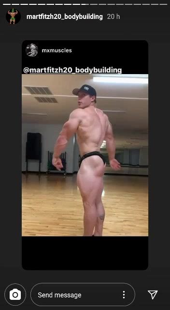Muscular Ass Hunk ThisVid