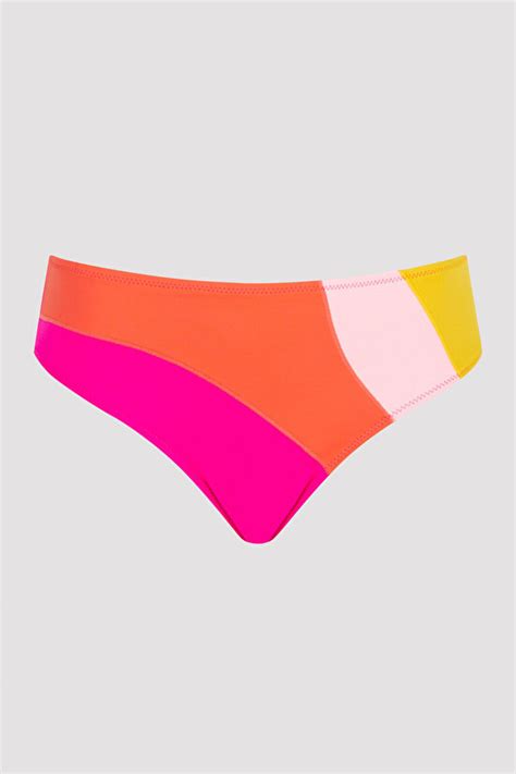 Kad N Plaj Giyim Bikini Mayo Ve Mayokini Sayfa Penti