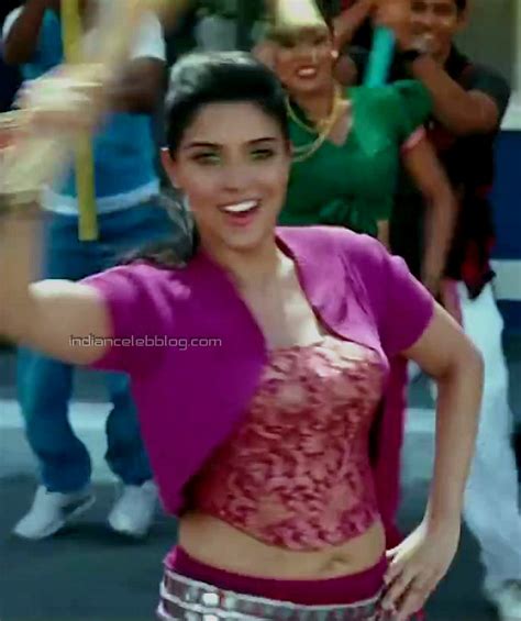 Asin Bollywood Movie Ready 16 Hot Navel Hd Caps Indiancelebblog