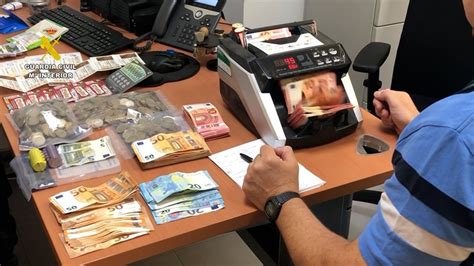 A Prisi N Por Atracar Un Banco A Punta De Pistola En Un Pueblo De