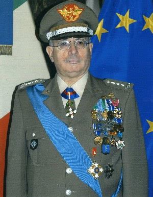 Generale Mini L Esercito Ha Informative Sui Militari Gay Gay It