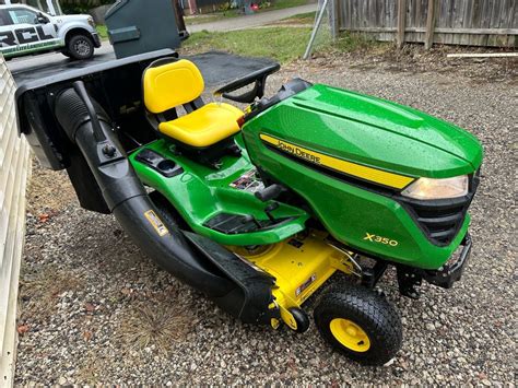 John Deere X Lawn Tractor W Rear Bagger Only Hours Lawn