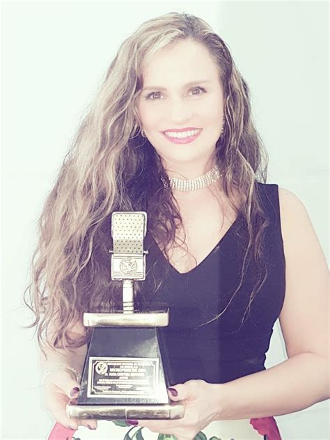 Reconocimiento por su brillante trayectoria considerada una estrella