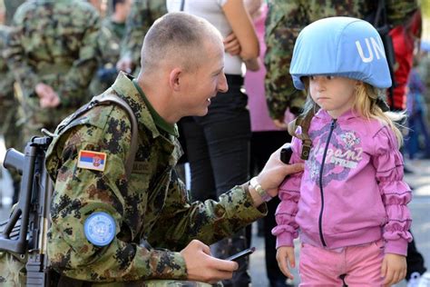 Srpski Vojnici I Un Military Police People Serbian