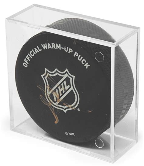 Hockey Puck Display Cases - BallQube