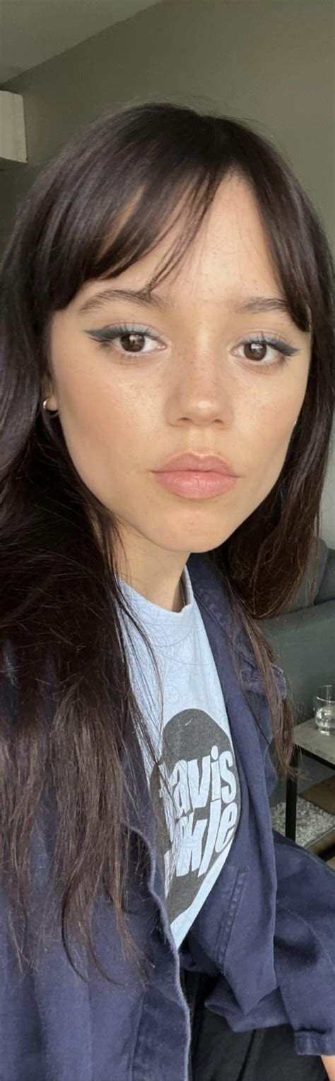 selfies : r/JennaOrtega_