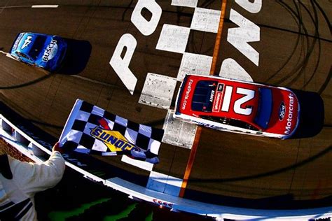 Nascar Pics That Goes Hard On Twitter Ryan Blaney Beats Kevin Harvick