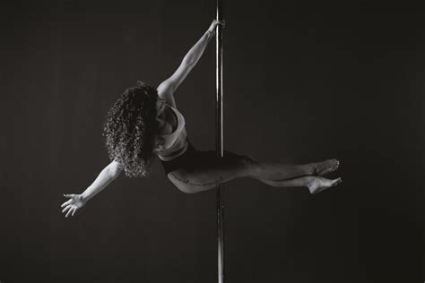 Alguna Vez Has Querido Probar Pole Dance Para Estar En Forma