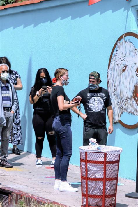 Ireland Baldwin Braless Boobs Hot Celebs Home