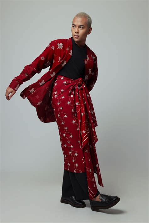 Red Samsara Batik Kain Satin Oe