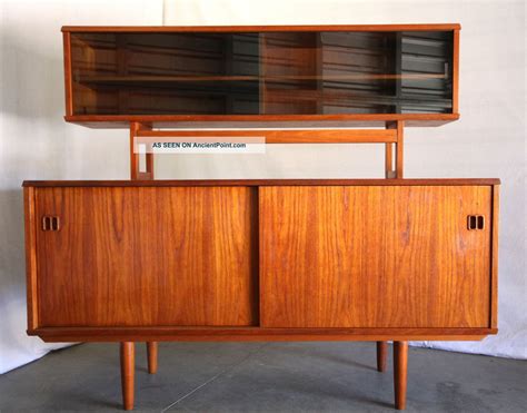 Danish Modern Mid Century Teak Credenza Cabinet Wall Unit Sideboard