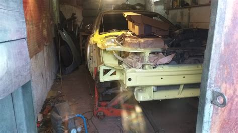 Разбор переда, борьба с ржей, замена рамки лобового, низа телевизора и ...