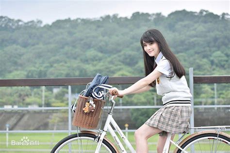 Khi hot girl hot boy mạng xứ Trung đóng phim Người xinh lung linh kẻ khiến fan vỡ mộng