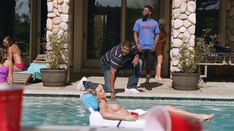 Naked Unknown In Ballers