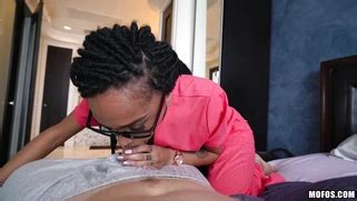 Cute Ebony Julie Kay Gives Blowjob To Lucky White Cock Porn Movies 3Movs