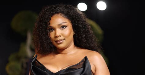 Lizzo Strips Down To Lingerie In Cheeky Photos Revealing Weight Loss Parade