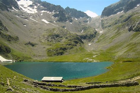 Refuge De La Muzelle Alpine Mag