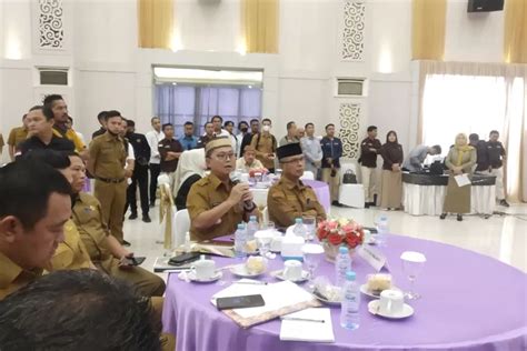 Di Rapat Forkopimda Provinsi Thariq Ingatkan Pentingnya Mengatur Pola