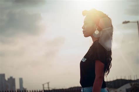 How Grounding Makes Sex Feel Better Boosts Your Libido Too Intuition Physician