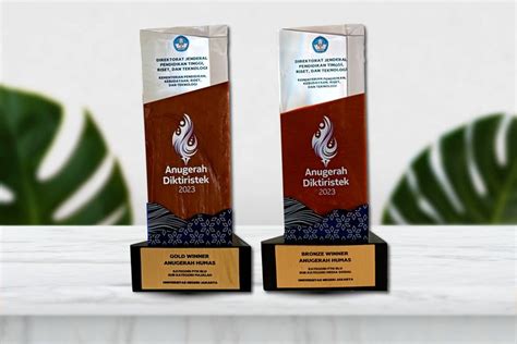 Unj Raih 2 Penghargaan Kehumasan Anugerah Diktiristek 2023