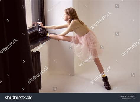 Beautiful Teenage Girl Long Blonde Hair Stock Photo Shutterstock