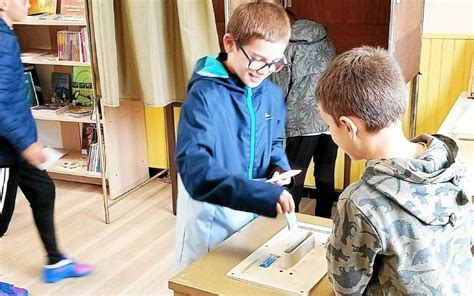 Les écoliers de lécole Saint Yves Notre Dame ont élu leurs